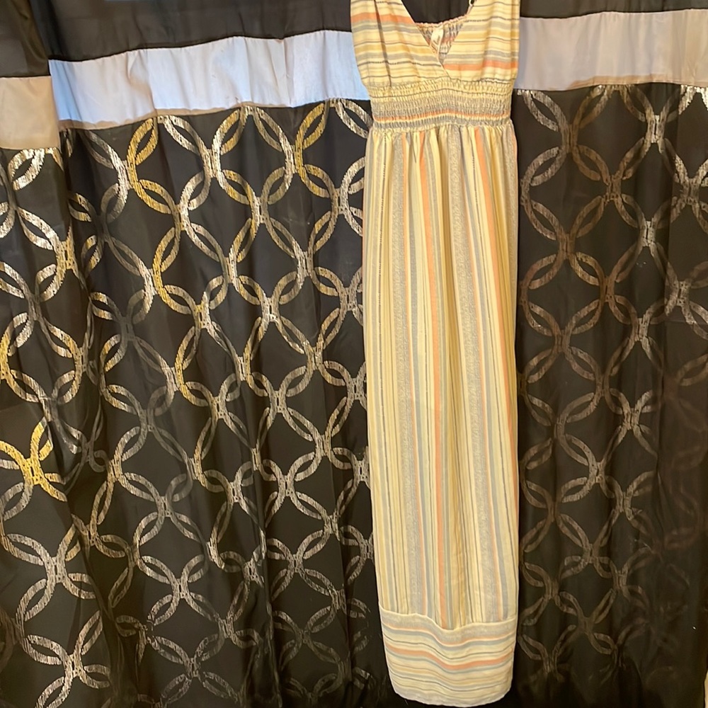 L love dress